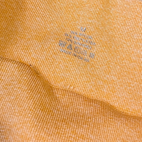 Vibrant Orange Butt-Lifting Leggings - Picture 4 of 6